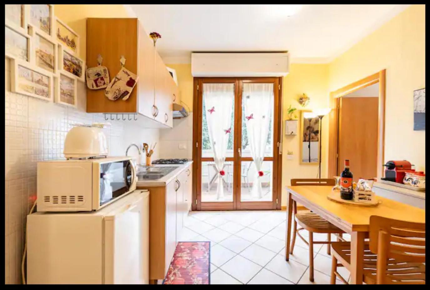 Palazzo Wanny Free Parking & Terrace Apartment Флоренция Екстериор снимка