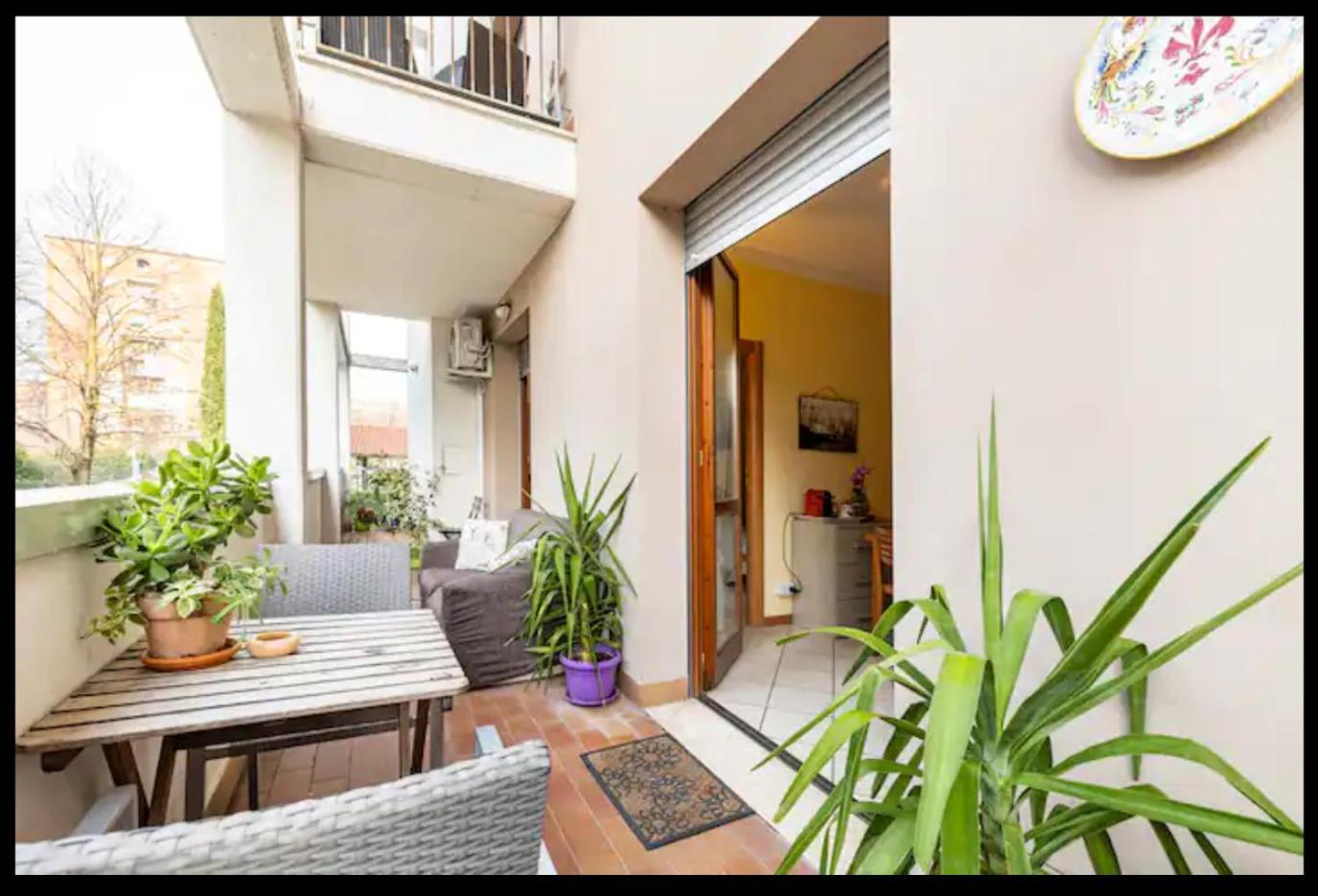 Palazzo Wanny Free Parking & Terrace Apartment Флоренция Екстериор снимка