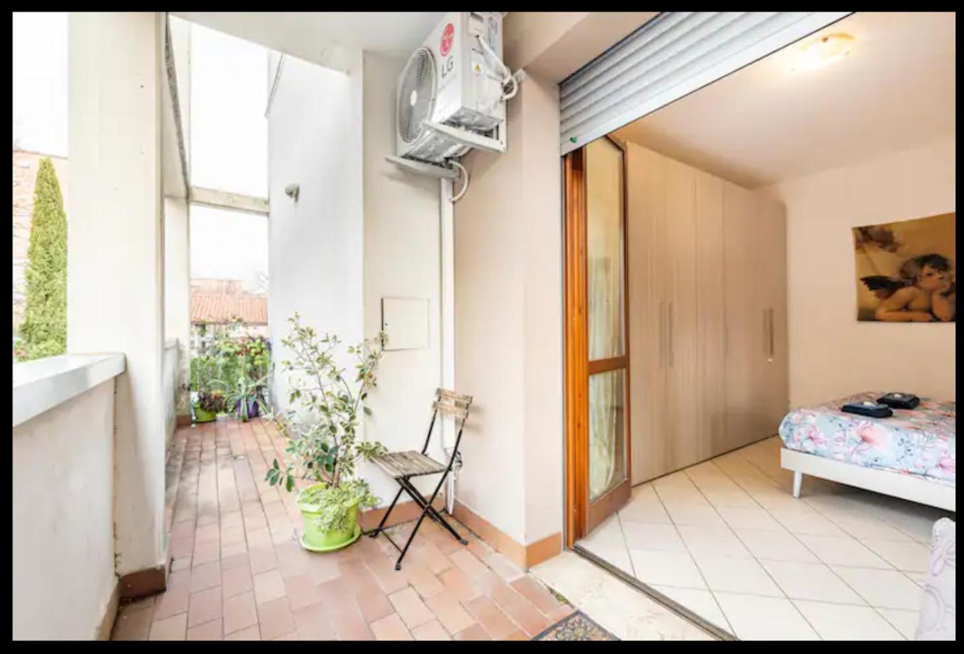 Palazzo Wanny Free Parking & Terrace Apartment Флоренция Екстериор снимка